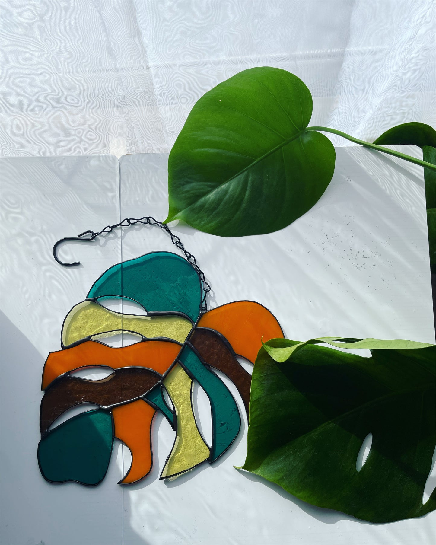 Retro Swiss Cheese Plant / Monstera Leaf Stained Glass Suncatcher